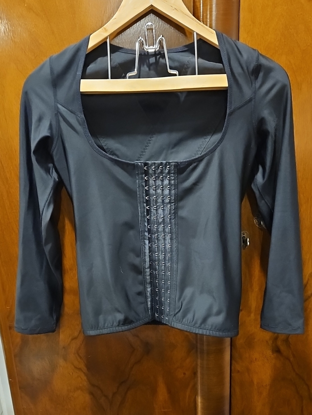 Women’s Black Compression Long Sleeve Top Size M